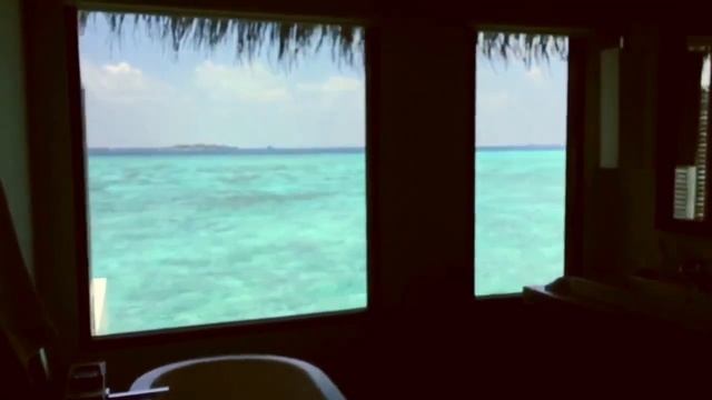 Velassaru Over Water Bungalow With Pool In The Maldives Near Malé - Go By Speedboat