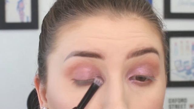 Make inspirado: Eris Baker - 2019 Emmy | Festival Makeup смотреть онлайн