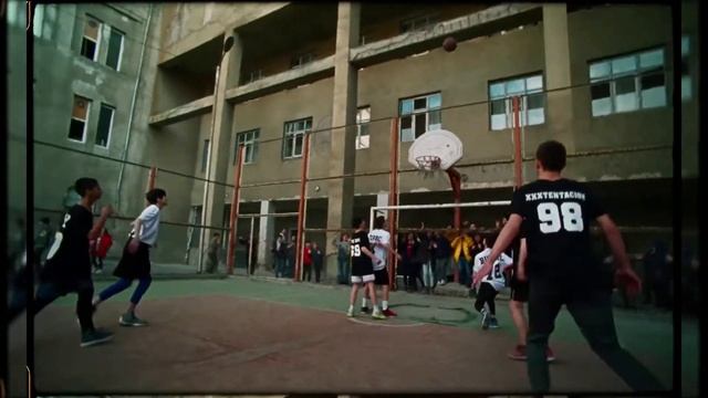 Эти треки должны быть у тебя в плейлисте смотреть онлайн