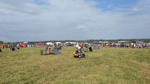 Показательные выступления спортсменов Domino Trial Show - часть 2 (Территория 2019) смотреть онлайн