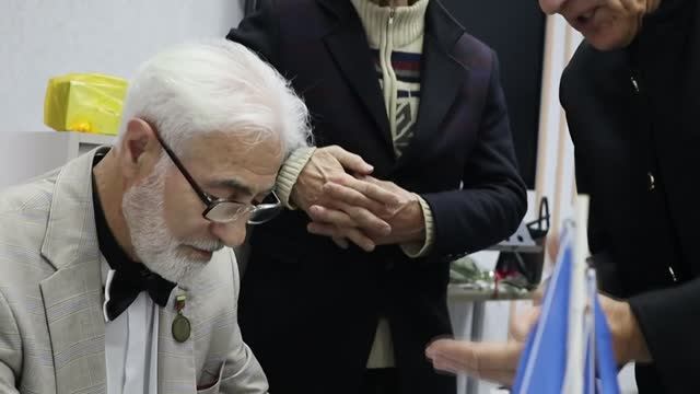 Ашот Саарян: 75 лет, но сердце поэта моложе весны! ✨📖