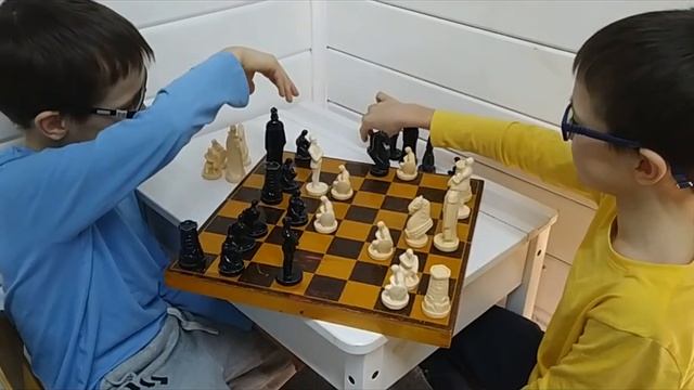 Ферзевый гамбит за белых. Пример ВЫИГРАШНОЙ партии! смотреть онлайн