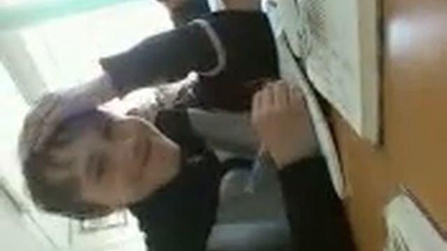 Парень коры мочит)) смотреть онлайн