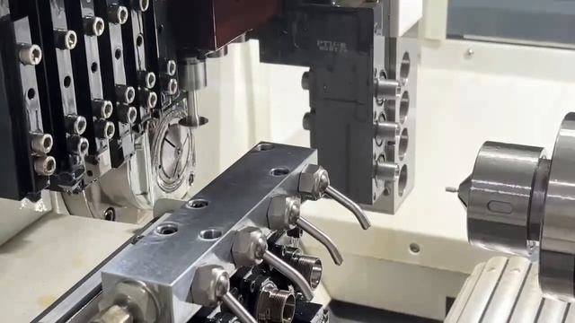 HANBS How to use Y2 axis to make a sample with turning ,miilling, rubbing#machine #cnclathe #factor смотреть онлайн