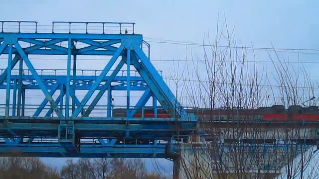 Электропоезд ЭД4М-0442 мост над рекой Нара(перегон Нара-Латышская)(Наро-Фоминск)07.02.2015 смотреть онлайн
