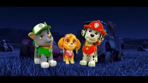 комбайн Фрэнк из тачек против щенков из щенячьего патруля