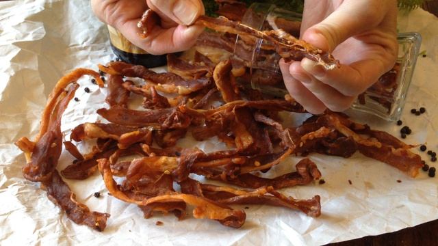 Джерки из свинины с чили и паприкой