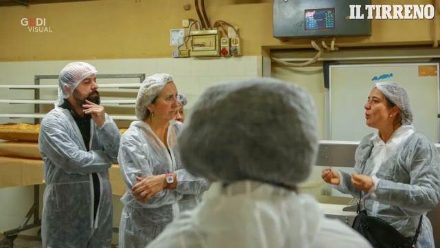 Panificio Lenzoni, il fotoracconto della visita di NoiTirreno смотреть онлайн