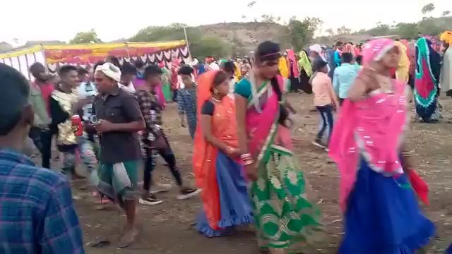 LOLI POP ARJUN R MEDA TIMLLI DANCE VIDEO V.K.BHURIYA NEW TIMLLI DANCE VIDEO смотреть онлайн