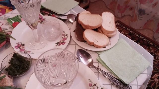 Накрываю стол на свой день рождения. смотреть онлайн