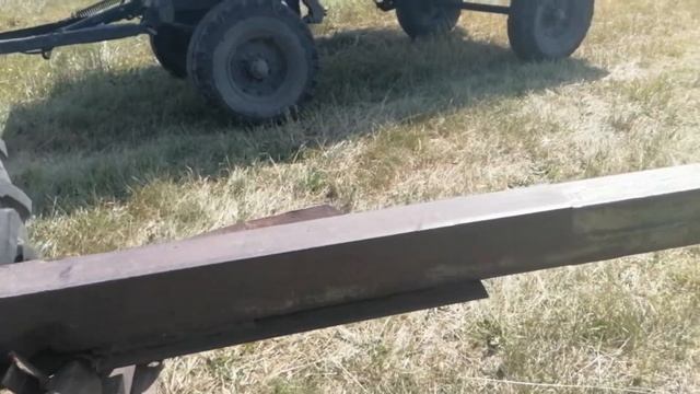 Обзор самодельного погрузчика рулонов сена МТЗ - ЮМЗ для подписчика смотреть онлайн