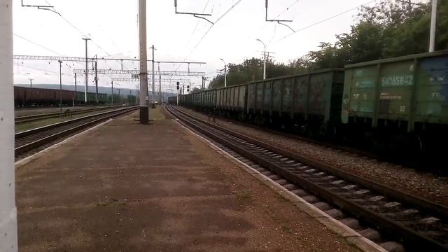 ВЛ8м - 872 с грузовым Ст.Таврическ