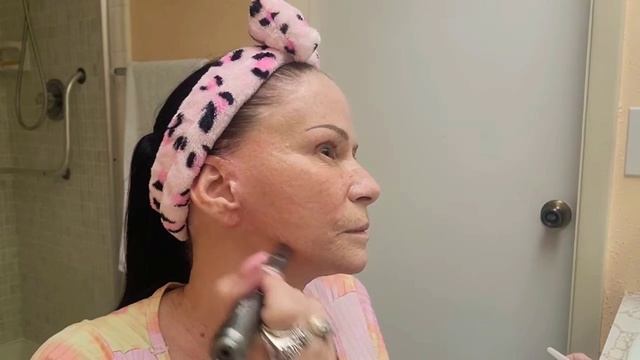 Microneedling my Face W/Dermaheal HSR & Dr. Drawing Skin Whitening vials + Goodies from Sassy Ty 😊. смотреть онлайн