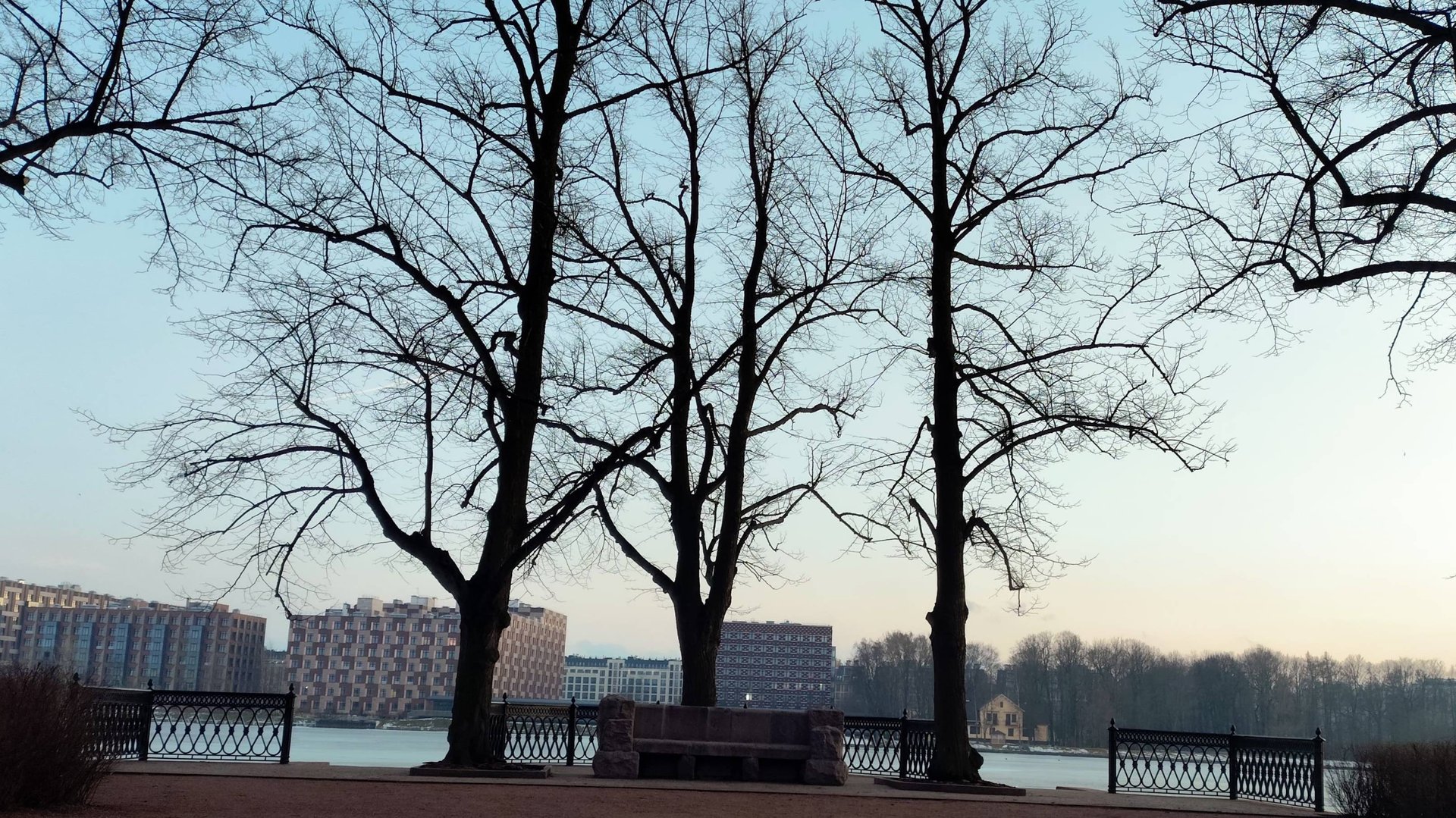 Почему покупают "старый фонд", сварщик Максим всегда рядом, поясняю за видео про новое "перекрытие" смотреть онлайн