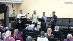 На земле живём мы, чтобы верить и любить | Пение