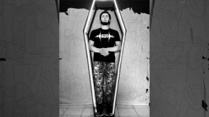 Гроб на колёсиках