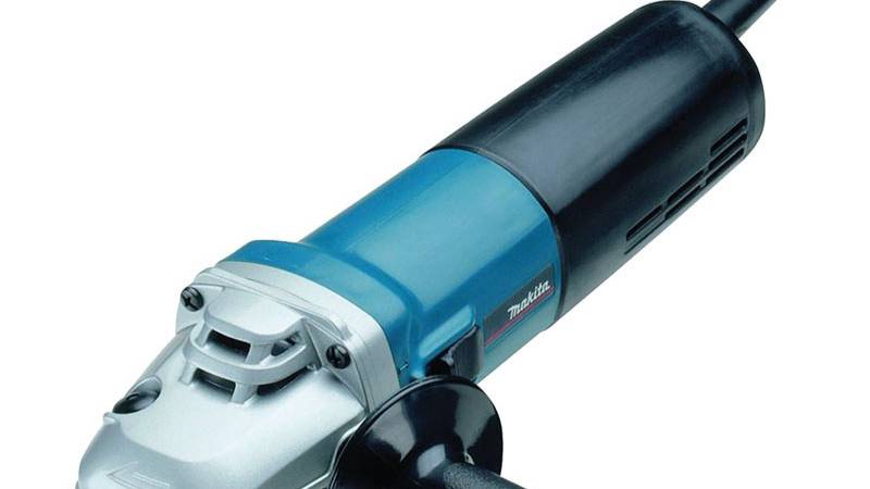 Самая дешевая болгарка 125мм 1100Вт за 1,5 тыс. руб.