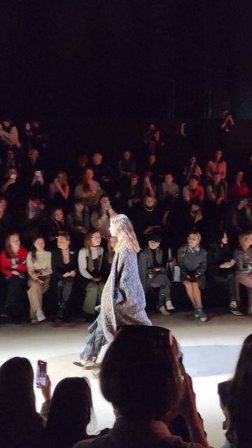 МОСКОВСКАЯ НЕДЕЛЯ МОДЫ 2025 смотреть онлайн