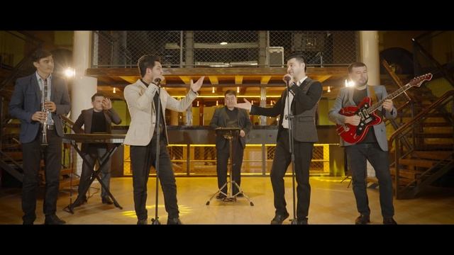 Шохрачаб Эркаев и Хуршед Тухтаев - Дусти чони (дуэт) смотреть онлайн