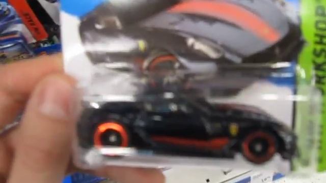 Hot Wheels Ferrari 599xx Super Treasure Hunt 2015 short card смотреть онлайн