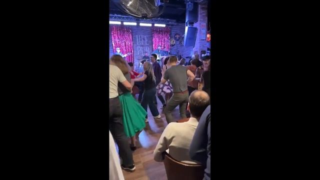 Директор Азовского Моря @ Life Pub 16.12.2023 стрим 1 смотреть онлайн