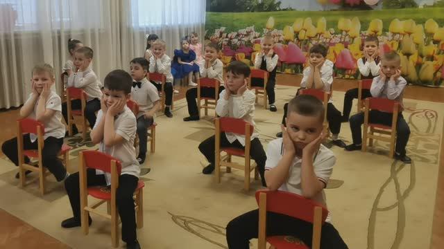 В краю магнолий. Танец мальчиков на выпускной или 8 марта. Танец со стульчиками. смотреть онлайн