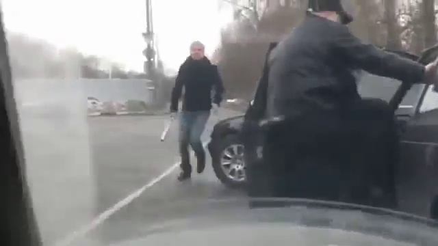 Светлаков на дороге. Вирусный ролик смотреть онлайн