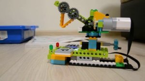 Lego Wedo 2.0  Манипулятор