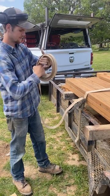 How to tie a strap #construction #diy #build #carpenter #truck смотреть онлайн