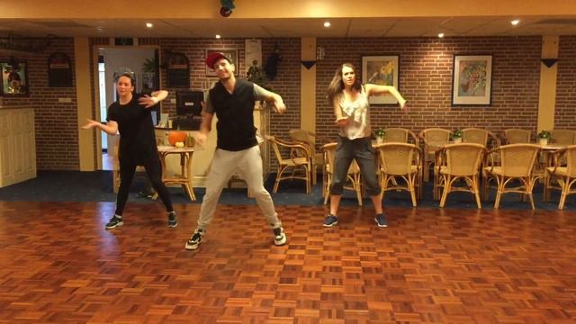 Hula Hoop - Zumba Choreography смотреть онлайн