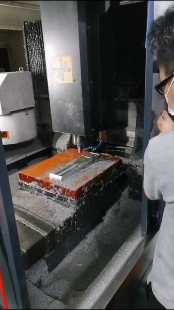 CNC machining spare parts service factory show production line