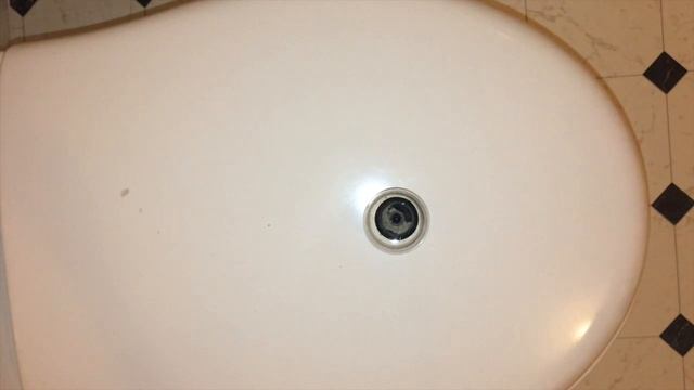 Fixing Constantly Running Dual Flush Toilet Cistern Inlet Fill Valve смотреть онлайн