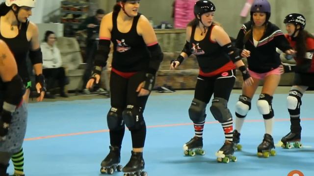 Woman v. Workout - Roller Derby Snake Drill смотреть онлайн