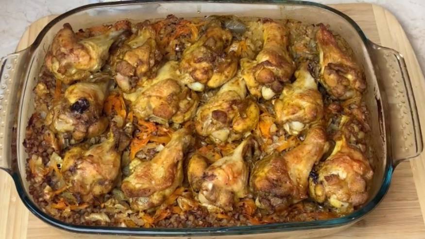 Вкуснотища Необыкновенная из гречки и курицы, покоряет Всех своим вкусом! Просто. Быстро. Вкусно! смотреть онлайн