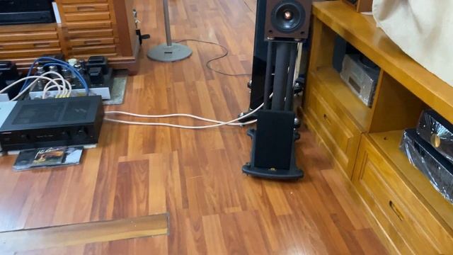 ProAc Tablette Reference 8 Signature- Pioneer A-400X- Cardas Clear- Tara Labs RSC Master смотреть онлайн