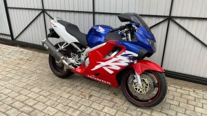 Обзор мотоцикла , Honda cbr600f4, 1999год