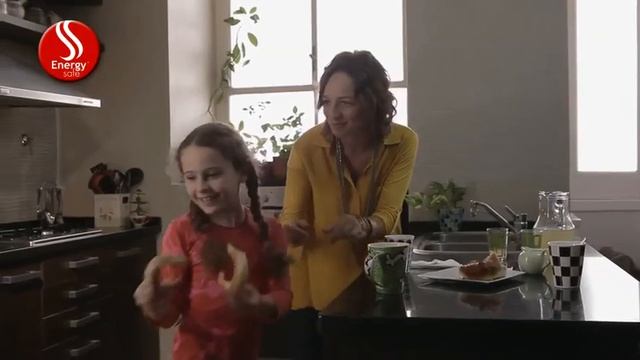 Energy Safe - Comercial Medialunas TV 03/13 смотреть онлайн