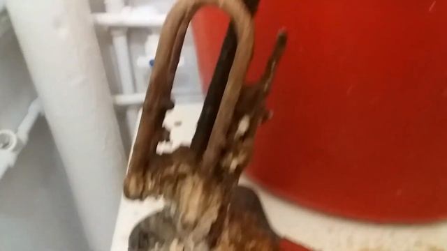 Чистка боллера Аристон смотреть онлайн