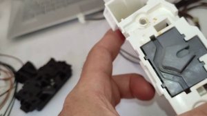 Замок двери посудомоечной машины Само открывающийся замок двери посудомоечной машины Как работает