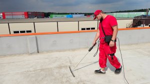 Весенний   Поиск  Протечек  на   Плоской  мембранной   кровле  . Регламентное обслуживание обьекта