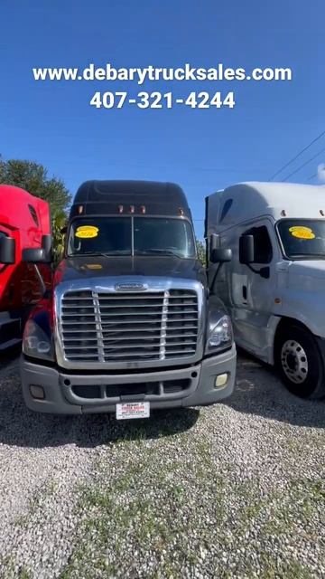 Check out these Freightliner Cascadia Sleeper Trucks we have available! смотреть онлайн