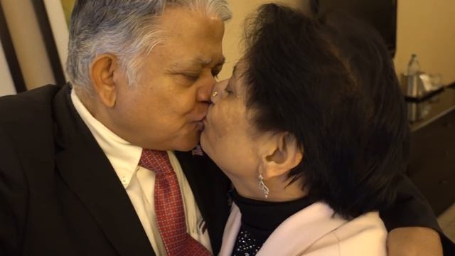Aruna & Hari Sharma Arrived at Radisson 4* Rm 306 Vancouver, BC, Canada Jan 19, 2018 смотреть онлайн