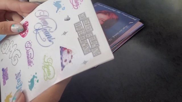 Распаковка альбома Newjeans ver. Danielle// Unboxing album Newjeans смотреть онлайн