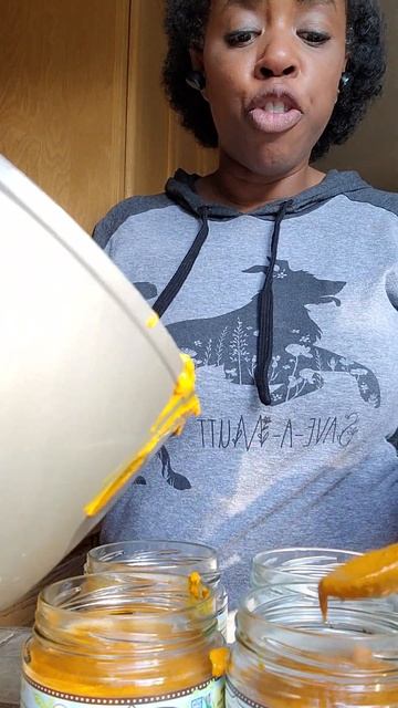 Why I Make Golden Paste for My Dogs смотреть онлайн