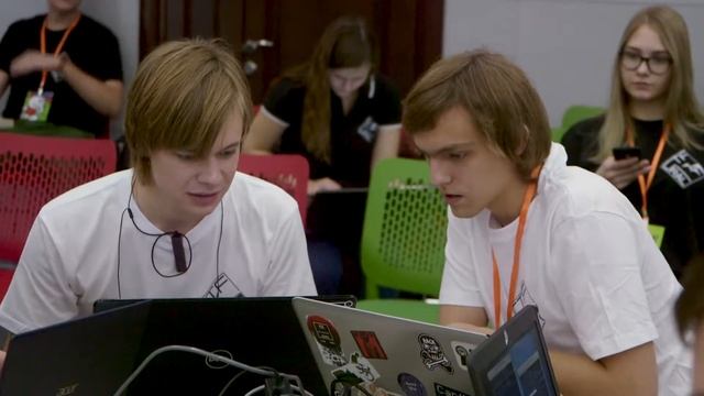 Победителей EuroSkills Budapest 2018 чествовали в правительстве Тюменской области смотреть онлайн