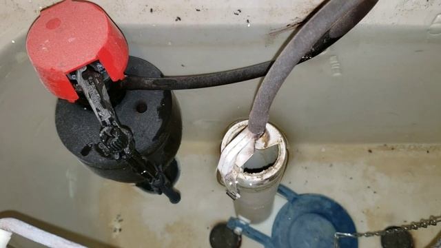 Noisy Toilet? Running Water? EASY FIX GUARANTEED! смотреть онлайн