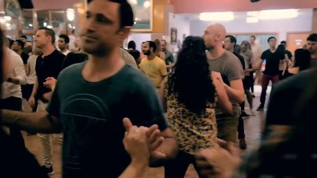 Free Beginners Bachata Promo Tuesday nights смотреть онлайн