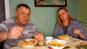 Жизнь в деревне. Думал мясо прислали