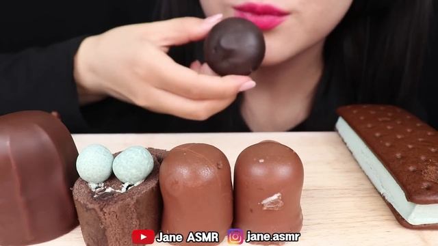 ASMR CHOCOLATE DESSERTS *CHOCOLATE COVERED MARSHMALLOW 초콜릿 마쉬멜로우 먹방