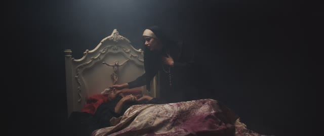 CRADLE OF FILTH - To Live Deliciously (Официальная премьера клипа) | Napalm Records смотреть онлайн